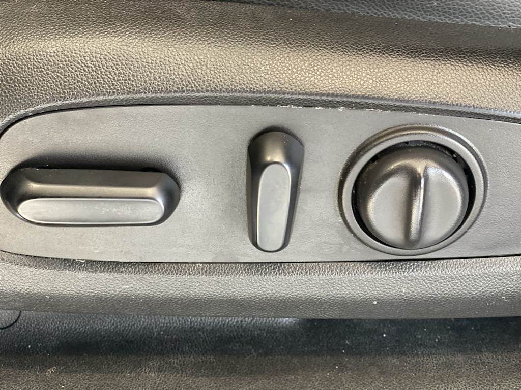 Thumbnail: 2019 GMC Acadia - 22