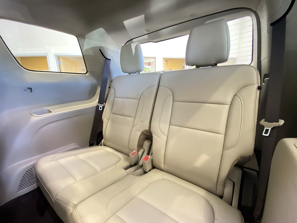 Thumbnail: 2019 GMC Acadia - 29
