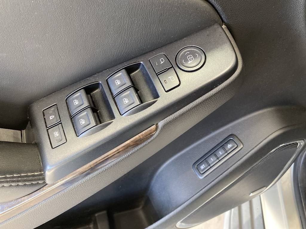 Thumbnail: 2015 Chevrolet Tahoe - 22