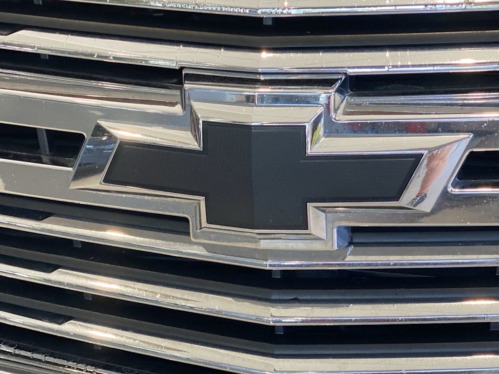 Thumbnail: 2017 Chevrolet Tahoe - 19