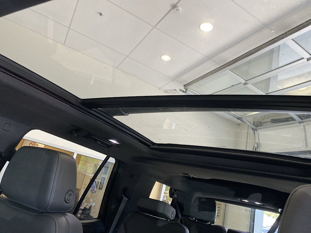 Thumbnail: 2022 Chevrolet Tahoe - 34
