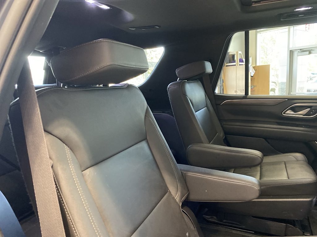 Thumbnail: 2022 Chevrolet Tahoe - 10