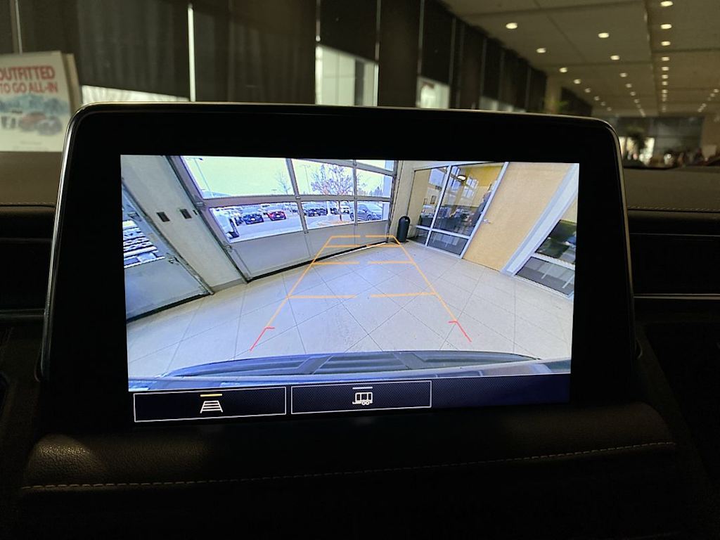 Thumbnail: 2021 Chevrolet Tahoe - 21