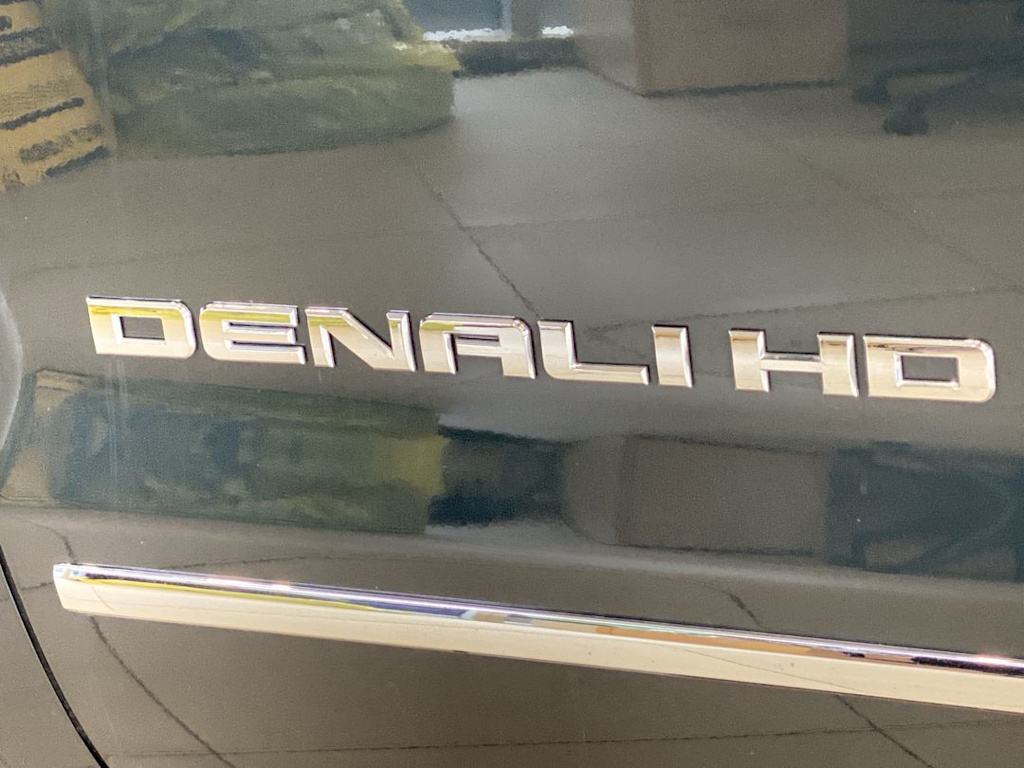Thumbnail: 2019 GMC Sierra 2500 - 21