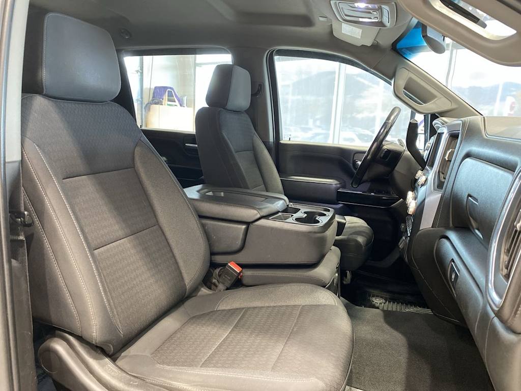 Thumbnail: 2021 GMC Sierra 3500 - 10