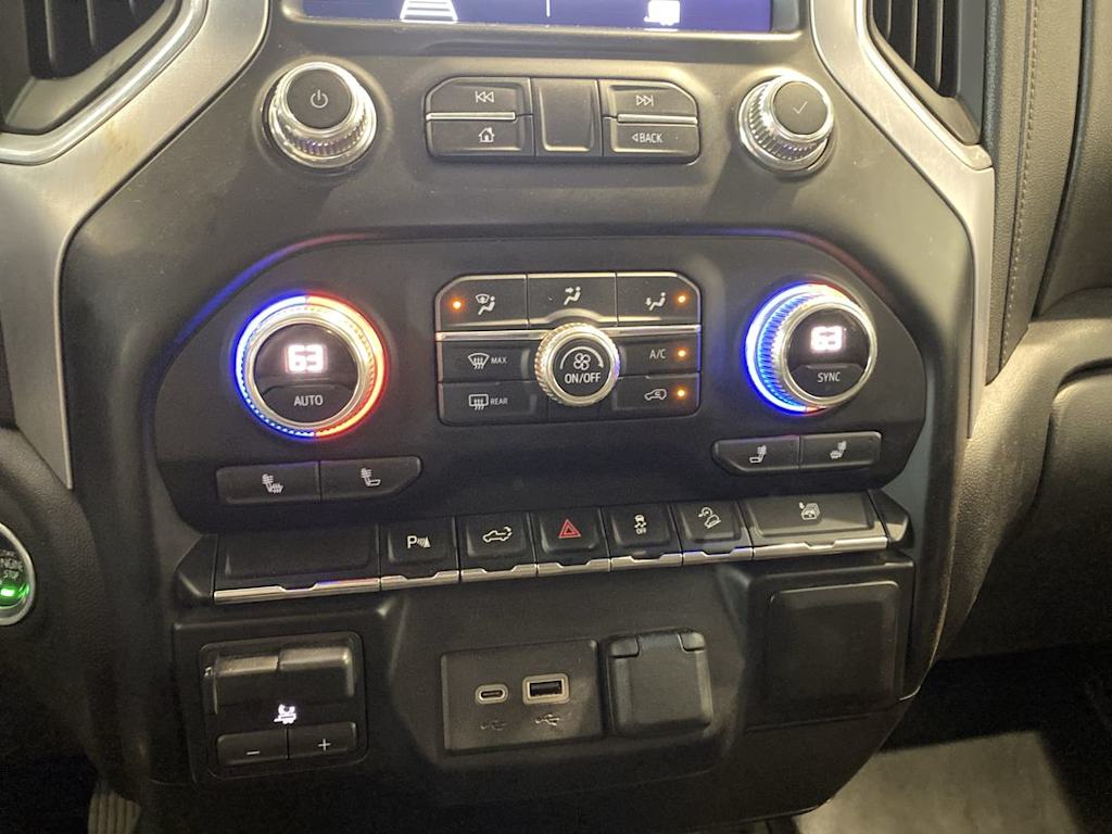 Thumbnail: 2021 GMC Sierra 3500 - 23