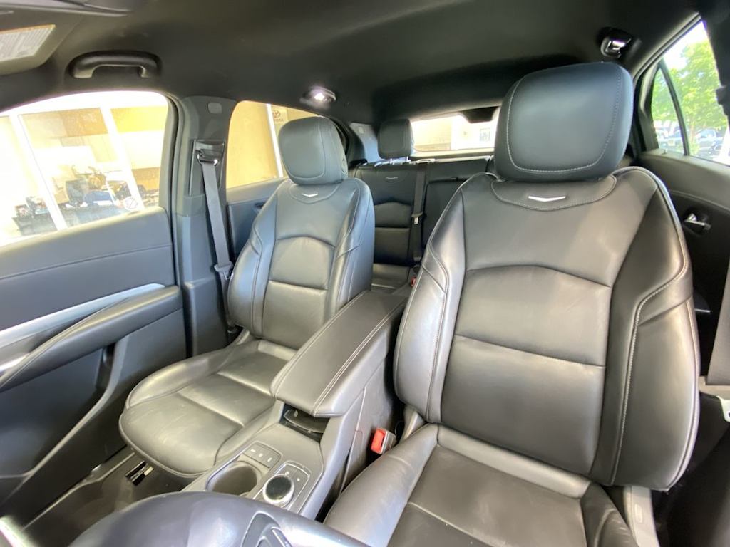 Thumbnail: 2023 Cadillac XT4 - 10
