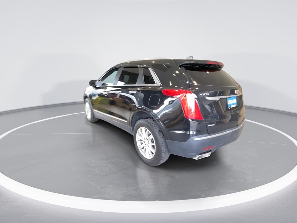 Thumbnail: 2018 Cadillac XT5 - 6