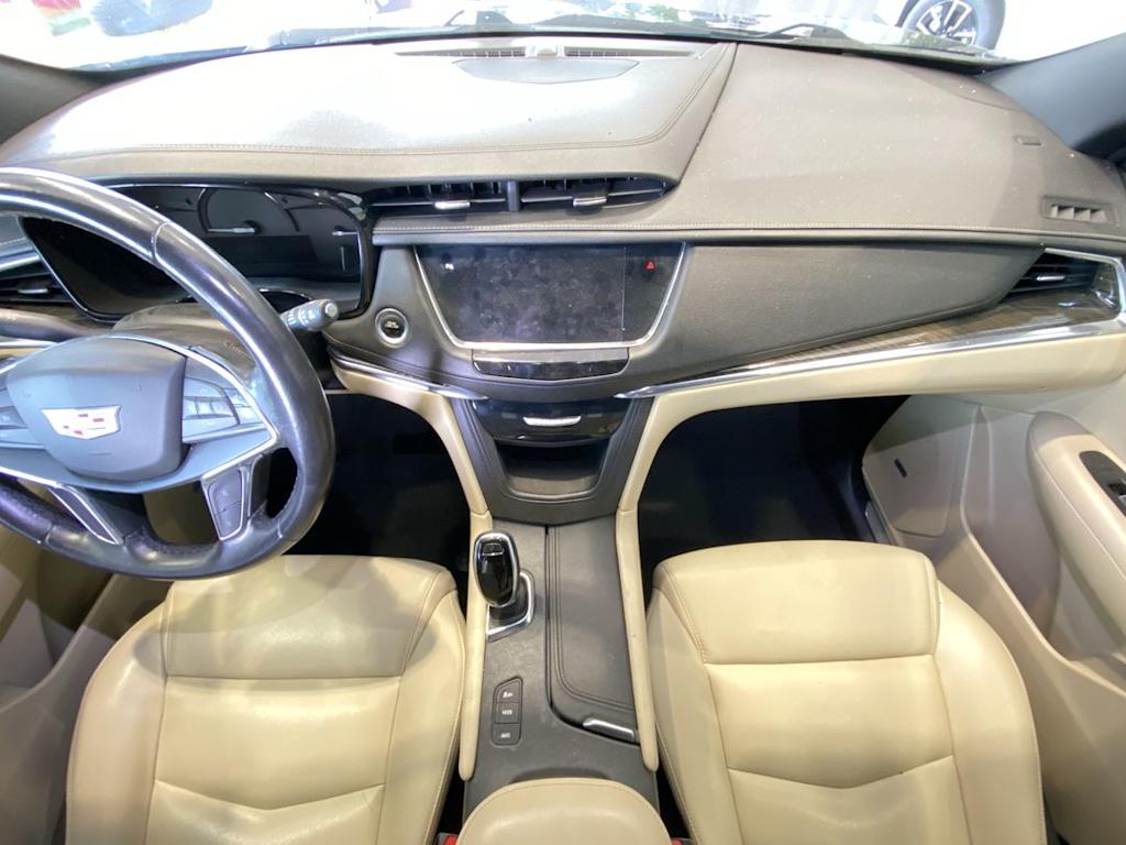 Thumbnail: 2018 Cadillac XT5 - 8
