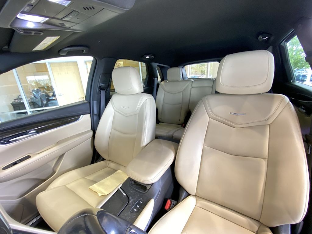 Thumbnail: 2018 Cadillac XT5 - 9