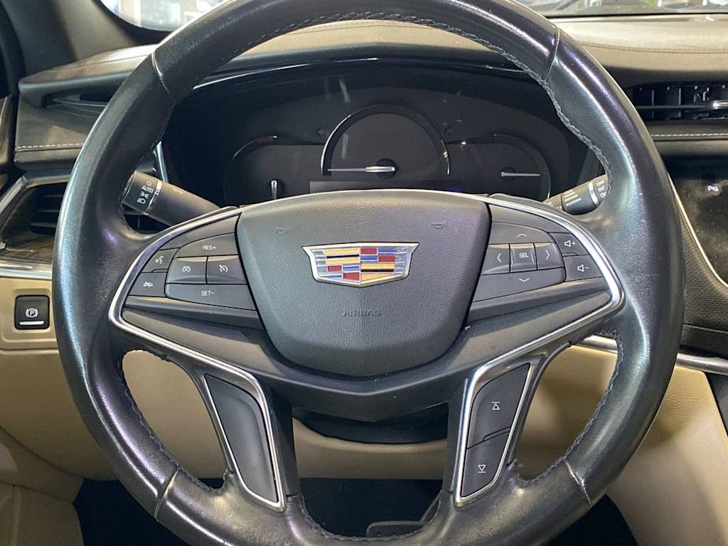 Thumbnail: 2018 Cadillac XT5 - 2