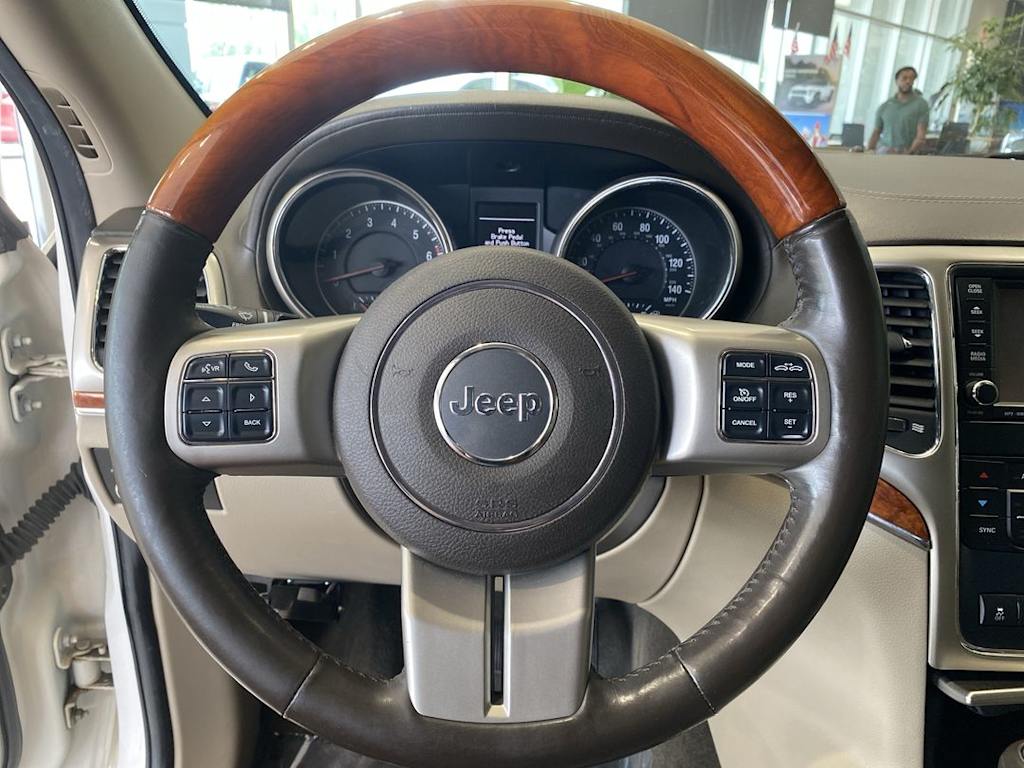 Thumbnail: 2011 Jeep Grand Cherokee - 2