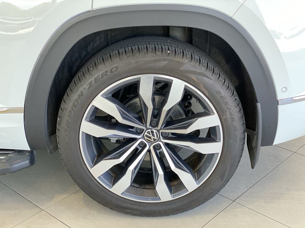 Thumbnail: 2021 Volkswagen Atlas - 8