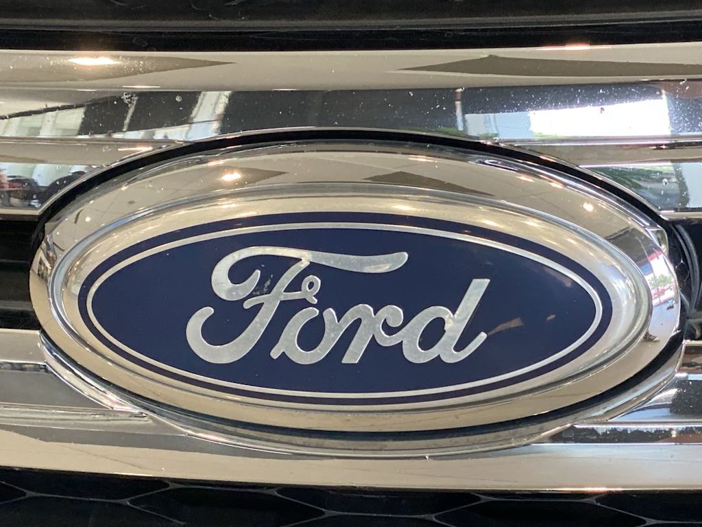 Thumbnail: 2013 Ford Edge - 7
