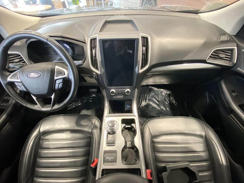 Thumbnail: 2022 Ford Edge - 9