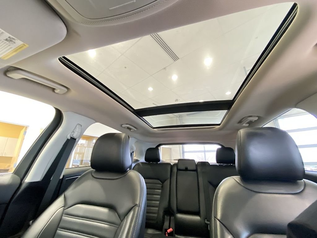 Thumbnail: 2022 Ford Edge - 27