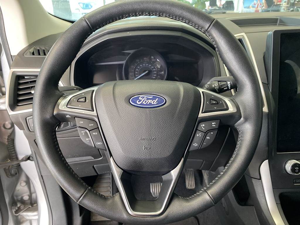 Thumbnail: 2022 Ford Edge - 2