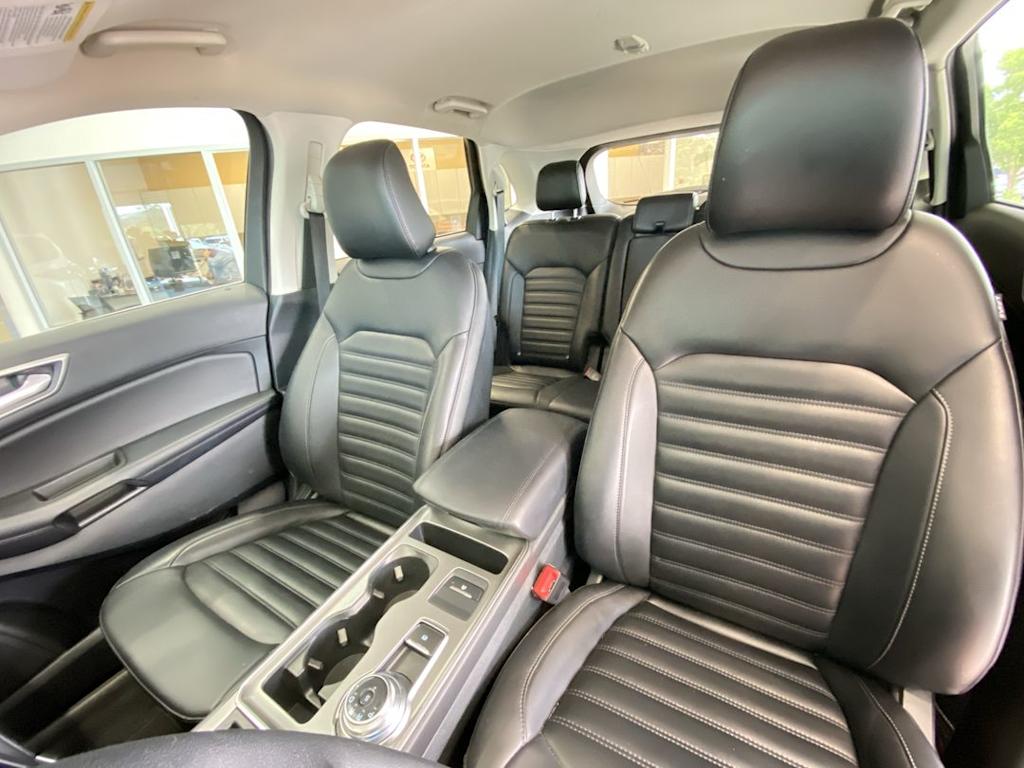 Thumbnail: 2022 Ford Edge - 10
