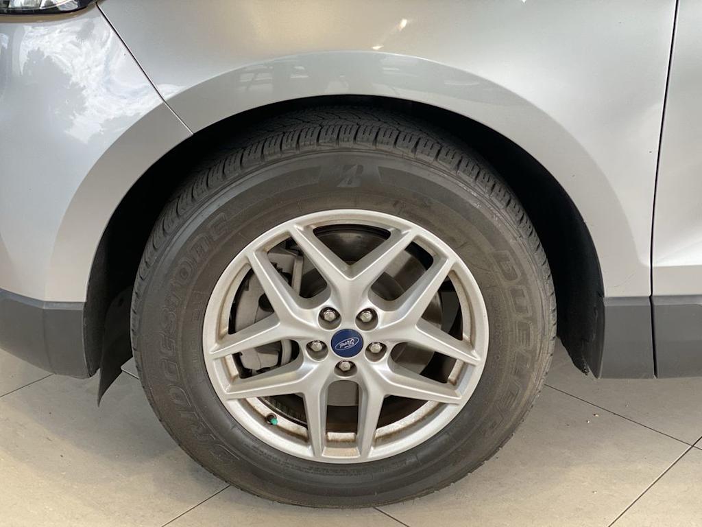 Thumbnail: 2022 Ford Edge - 8