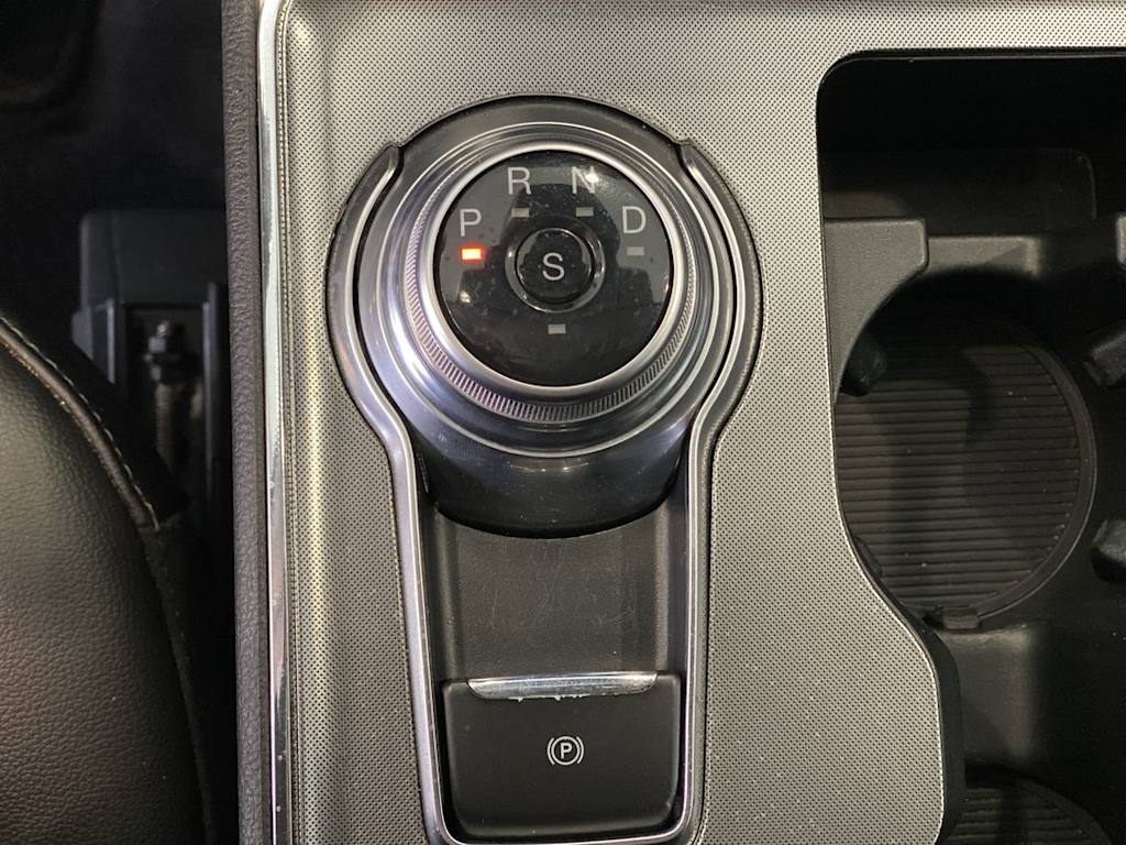 Thumbnail: 2022 Ford Edge - 14