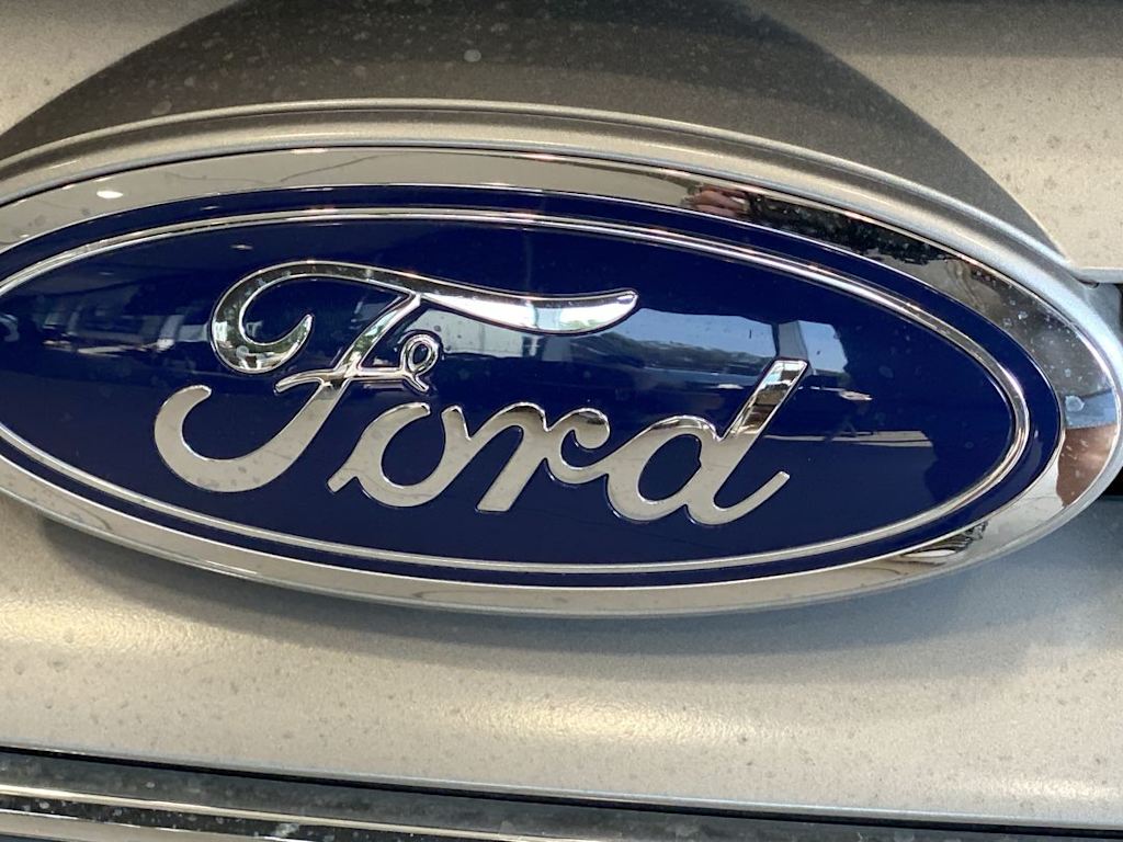 Thumbnail: 2018 Ford Edge - 6