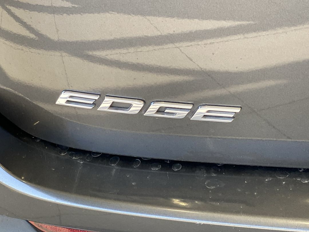 Thumbnail: 2018 Ford Edge - 20
