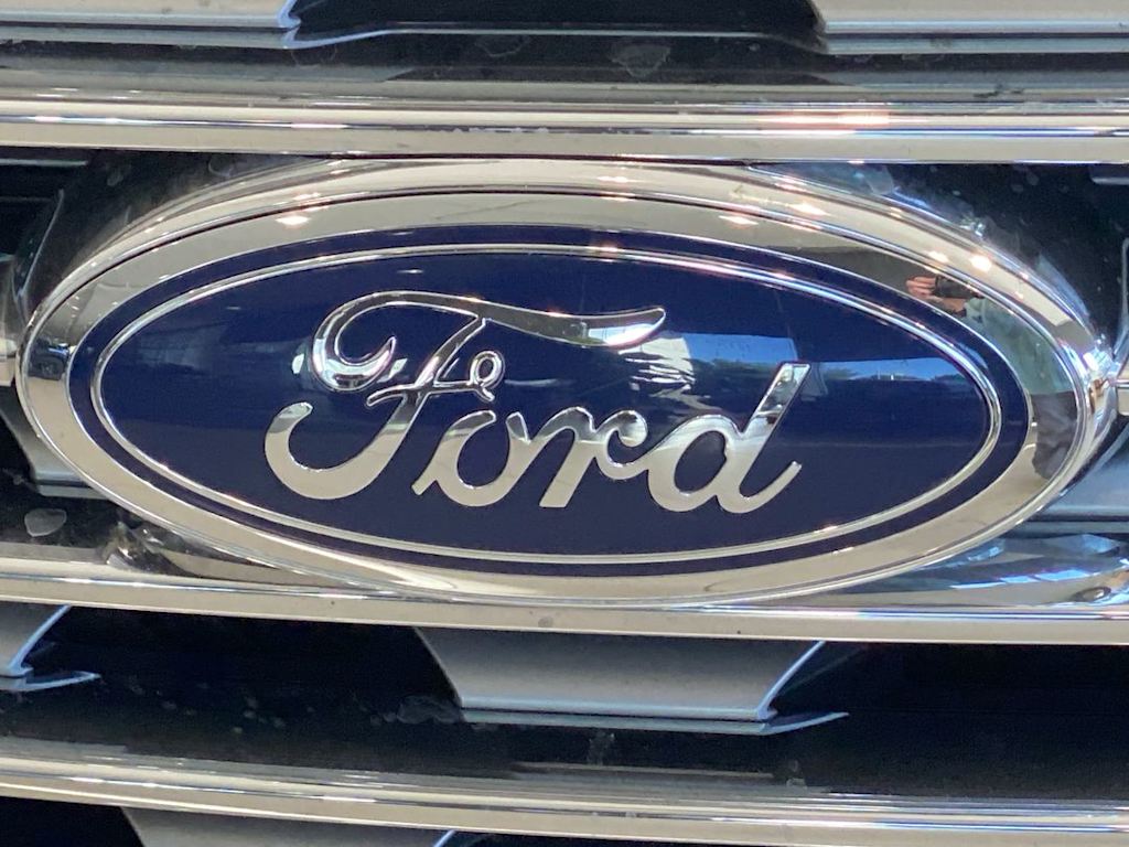 Thumbnail: 2019 Ford Edge - 7
