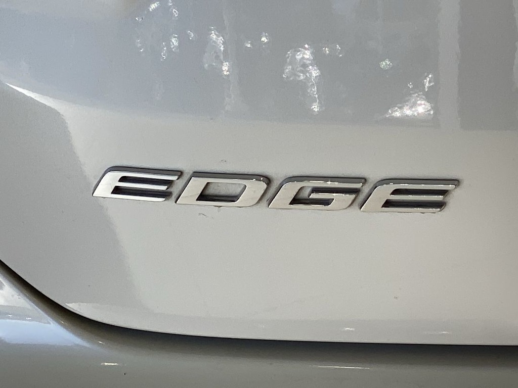 Thumbnail: 2019 Ford Edge - 20