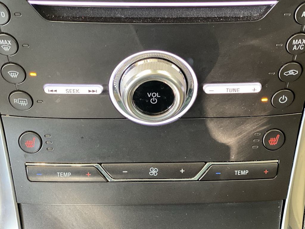 Thumbnail: 2019 Ford Edge - 25