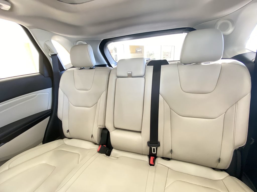 Thumbnail: 2019 Ford Edge - 12