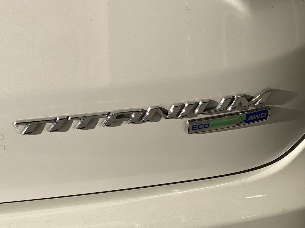 Thumbnail: 2019 Ford Edge - 21