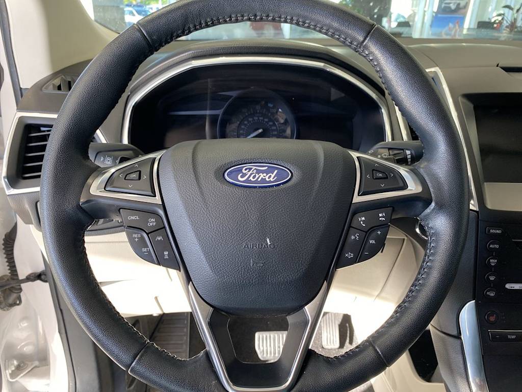 Thumbnail: 2019 Ford Edge - 2