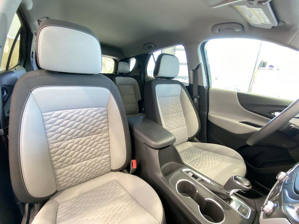 Thumbnail: 2021 Chevrolet Equinox - 9