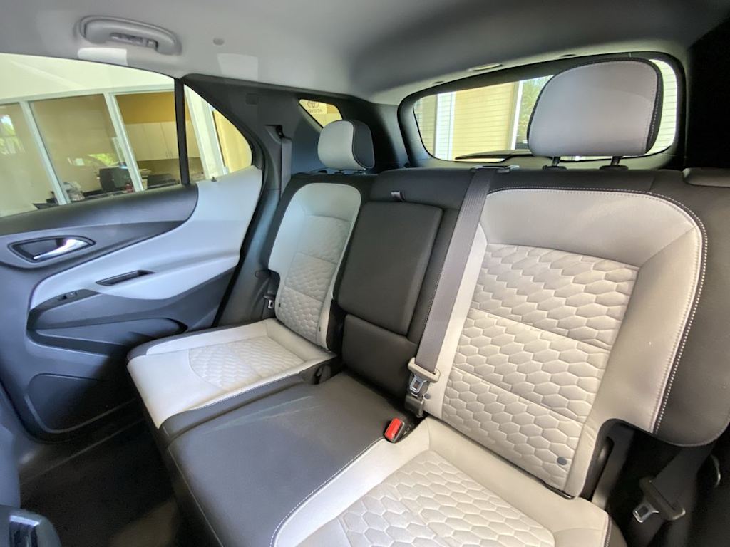 Thumbnail: 2021 Chevrolet Equinox - 10