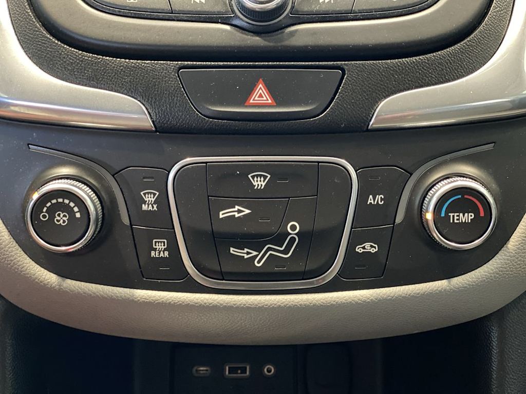 Thumbnail: 2019 Chevrolet Equinox - 26