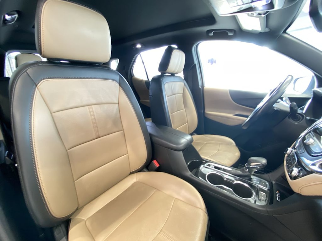 Thumbnail: 2022 Chevrolet Equinox - 10