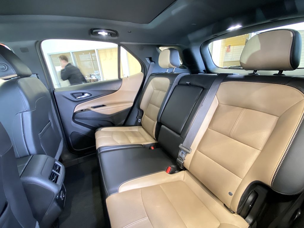 Thumbnail: 2022 Chevrolet Equinox - 11