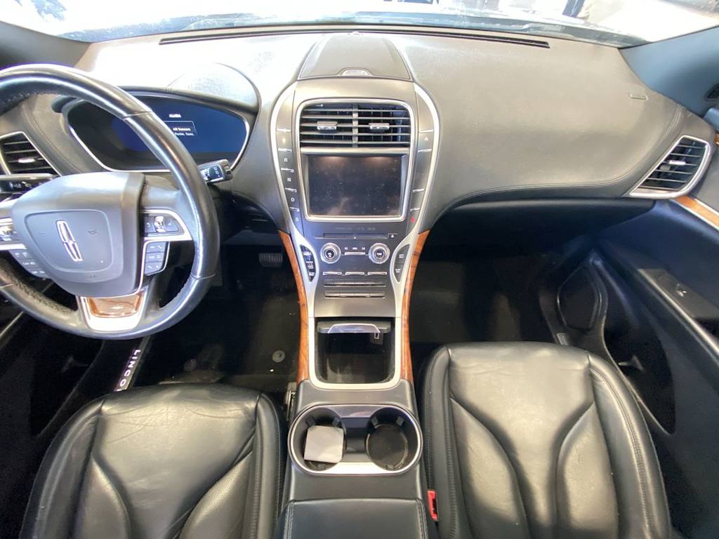 Thumbnail: 2019 Lincoln Nautilus - 6