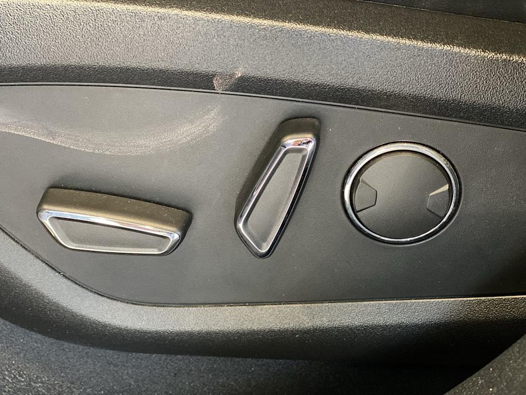 Thumbnail: 2019 Lincoln Nautilus - 19