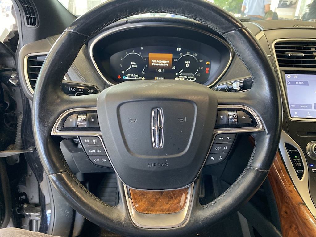 Thumbnail: 2019 Lincoln Nautilus - 2