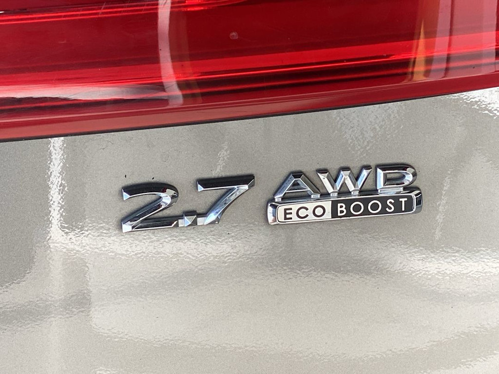 Thumbnail: 2016 Lincoln MKX - 21