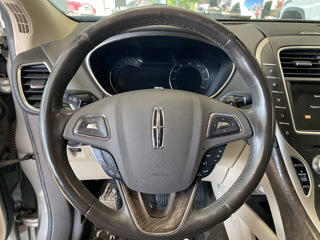 Thumbnail: 2016 Lincoln MKX - 2