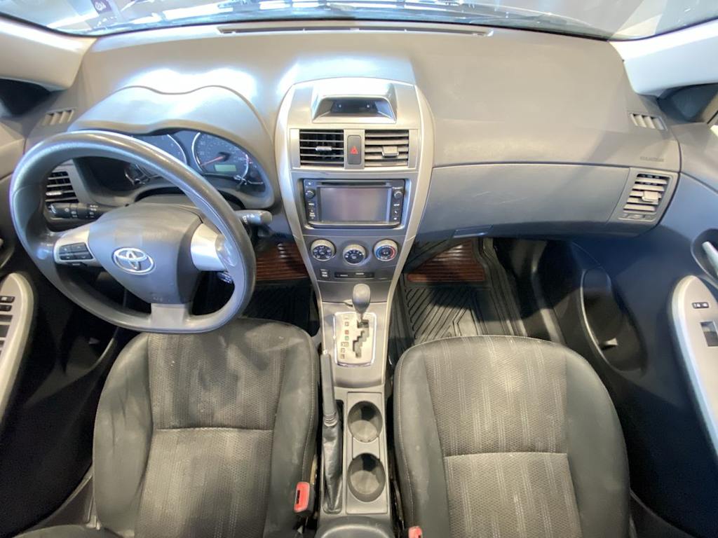 Thumbnail: 2013 Toyota Corolla - 9