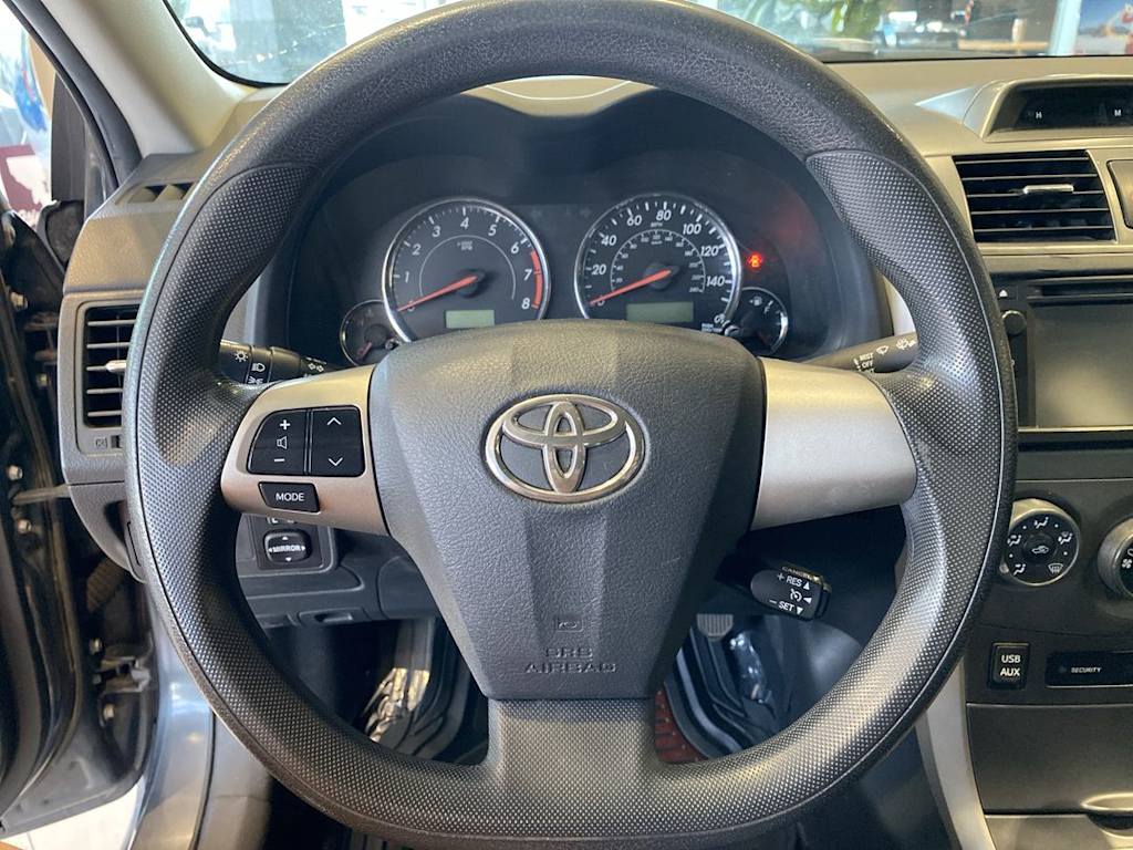 Thumbnail: 2013 Toyota Corolla - 2
