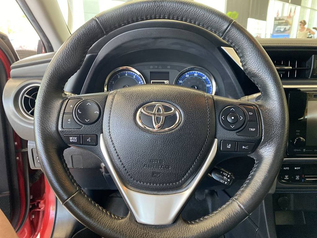Thumbnail: 2017 Toyota Corolla - 2