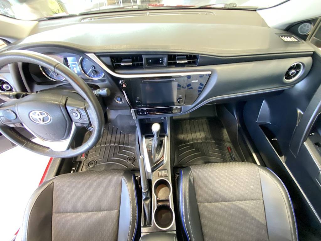 Thumbnail: 2017 Toyota Corolla - 7