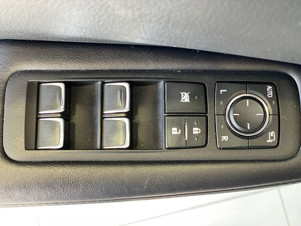 Thumbnail: 2020 Lexus RX - 22