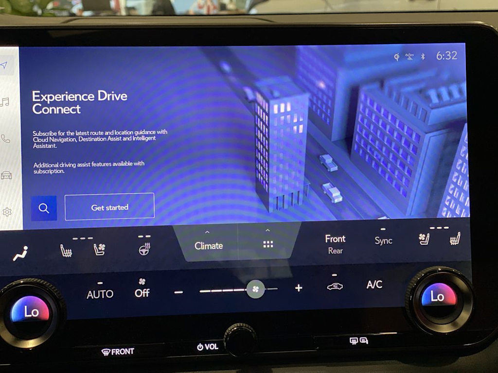 Thumbnail: 2023 Lexus RX - 24