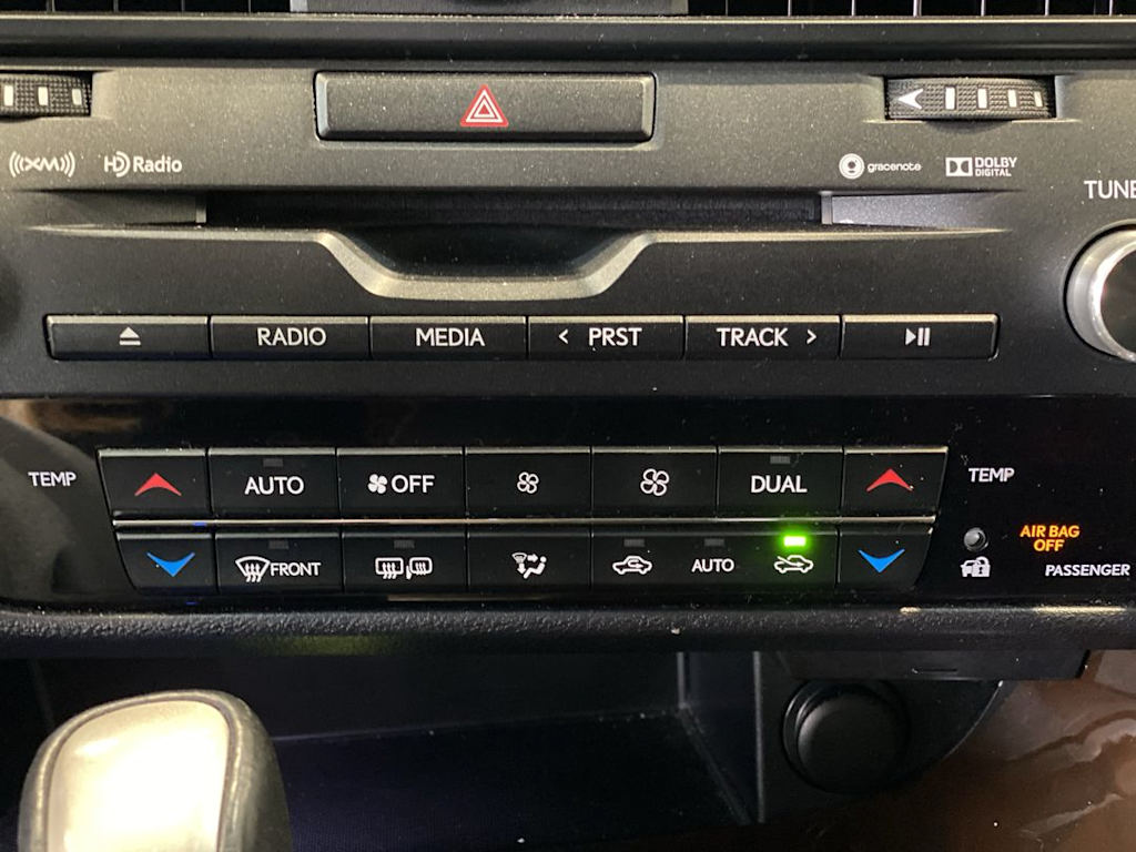 Thumbnail: 2019 Lexus RX - 26