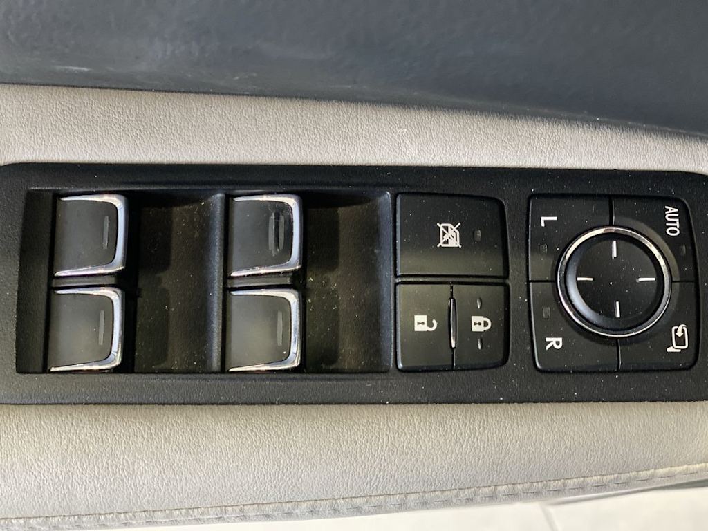 Thumbnail: 2016 Lexus RX - 21